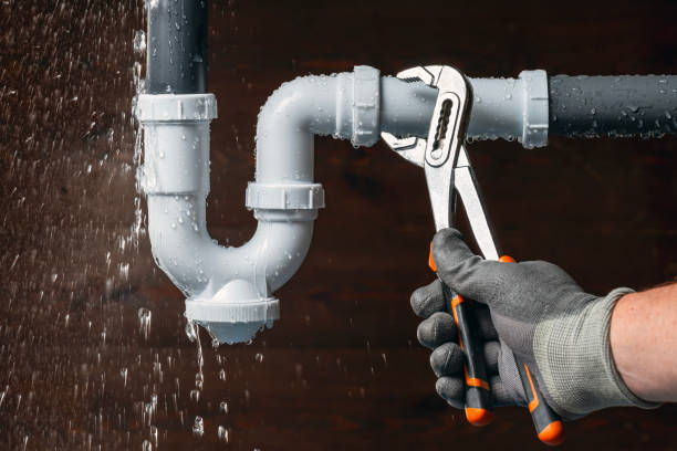 Professional Drain Cleaning technician working in Seguin, TX